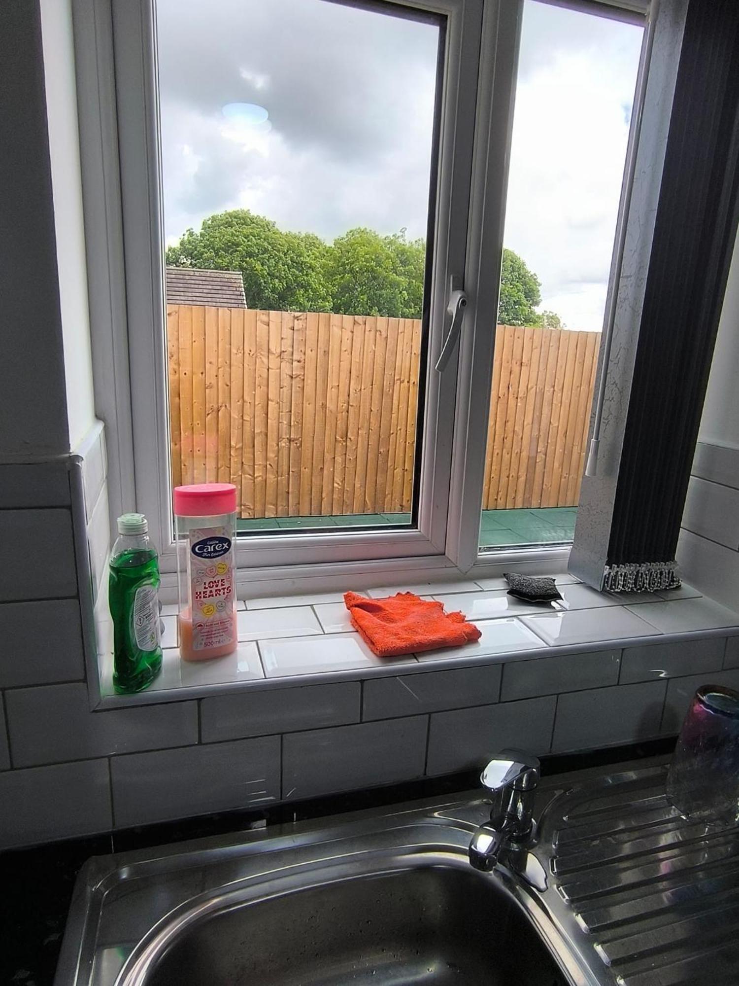 Spacious Full Home - Perfect For Families & Groups Oldbury  Exteriör bild