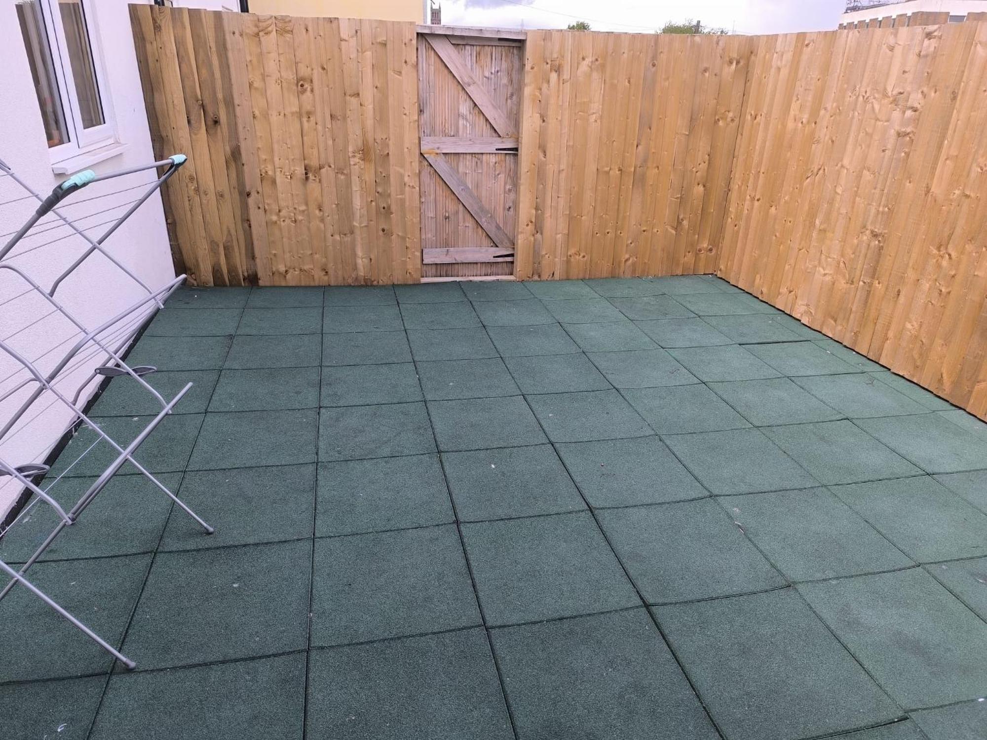 Spacious Full Home - Perfect For Families & Groups Oldbury  Exteriör bild