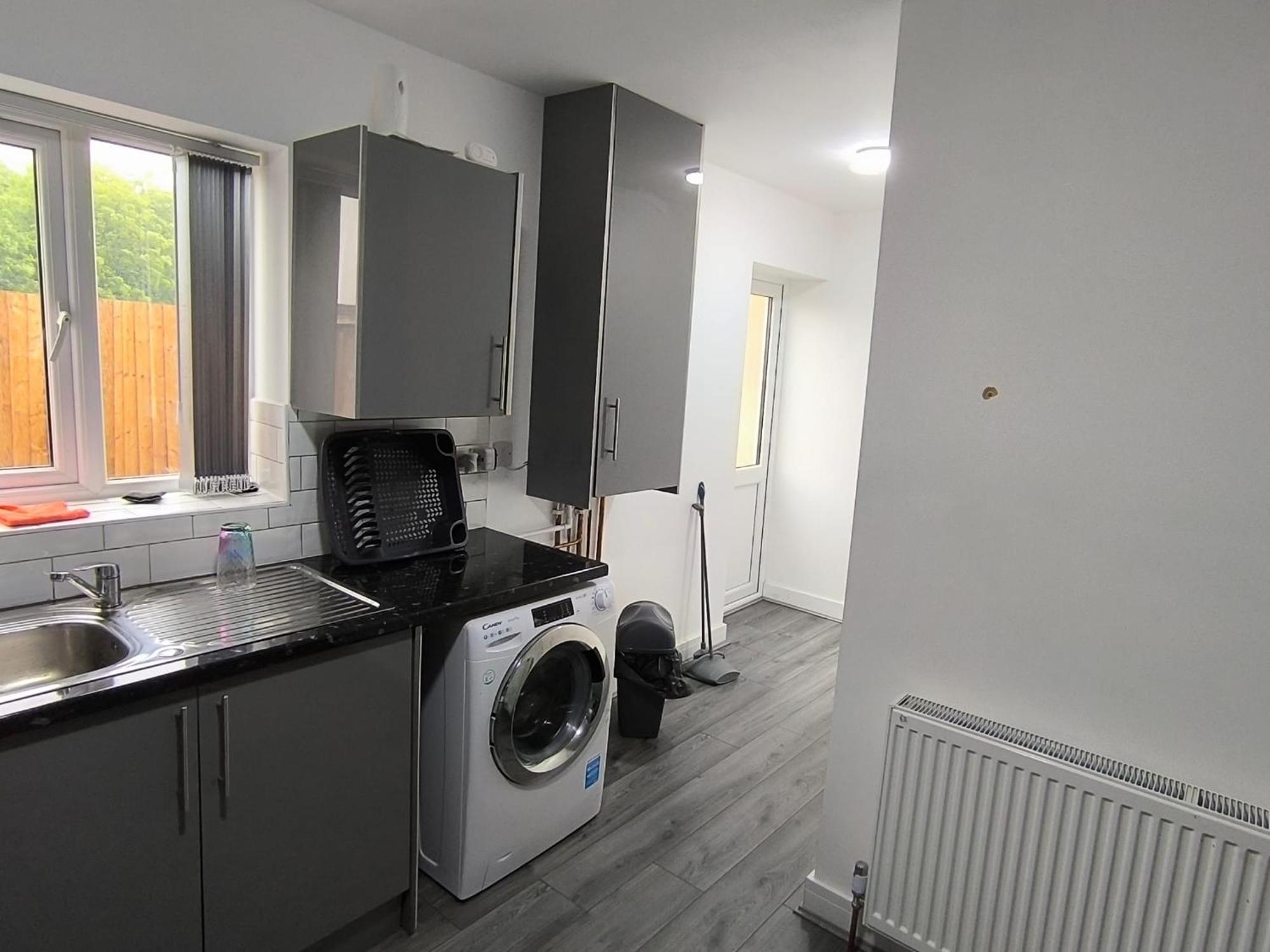 Spacious Full Home - Perfect For Families & Groups Oldbury  Exteriör bild