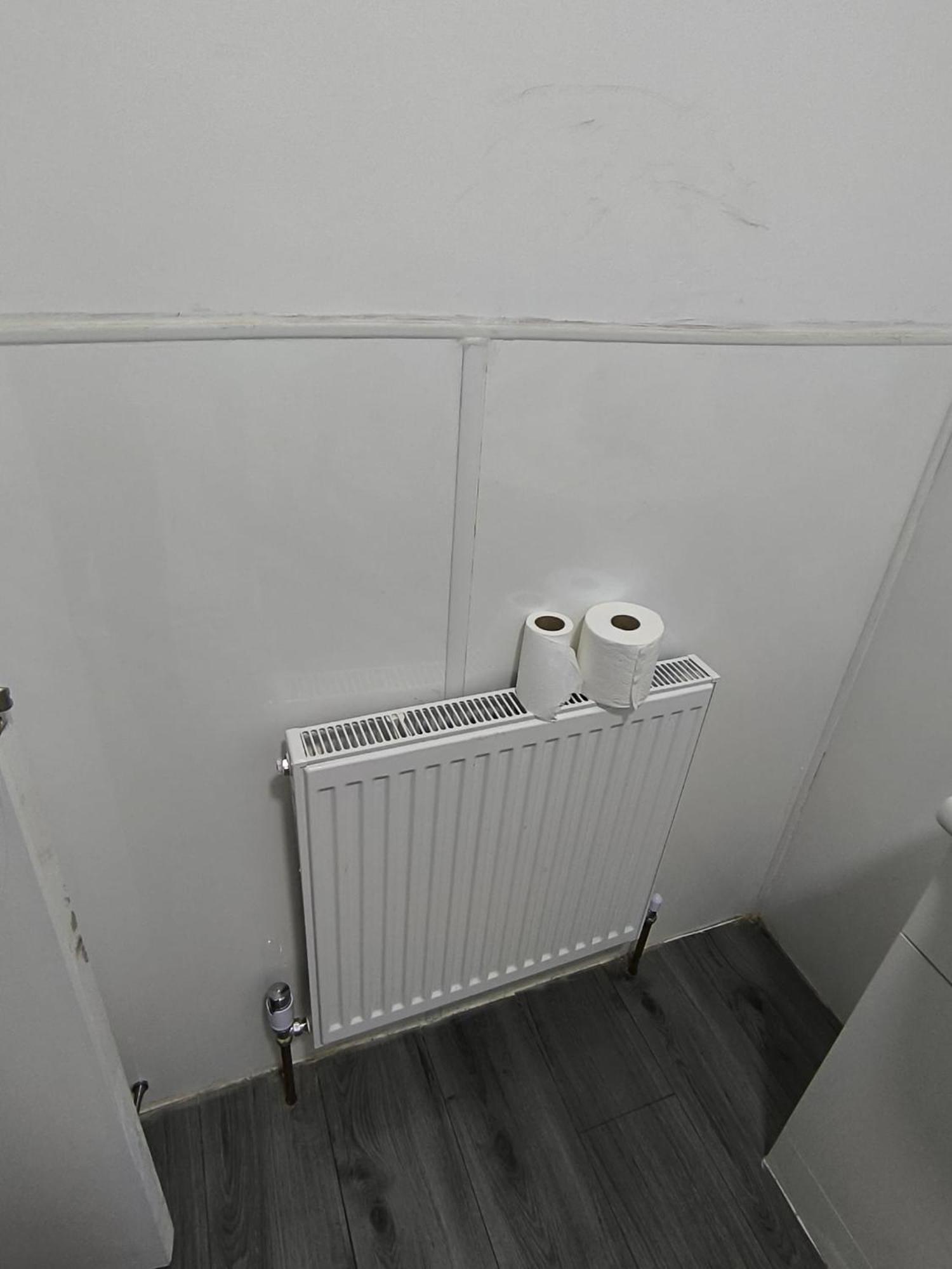 Spacious Full Home - Perfect For Families & Groups Oldbury  Exteriör bild